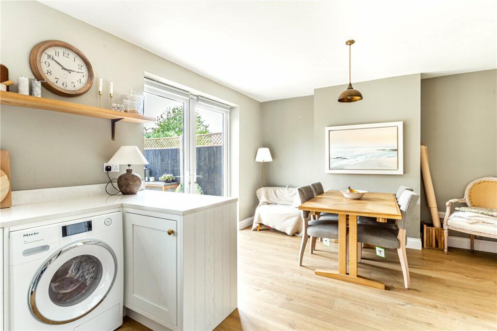 Kitchen/Dining