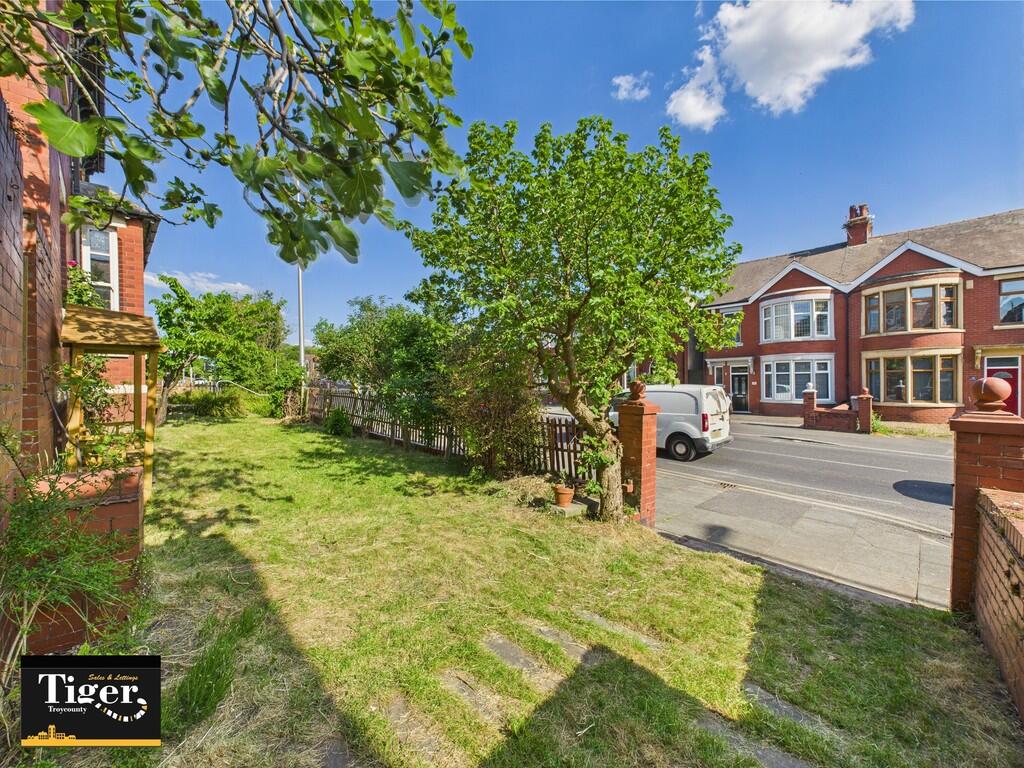 CAM03440G0-PR0320...