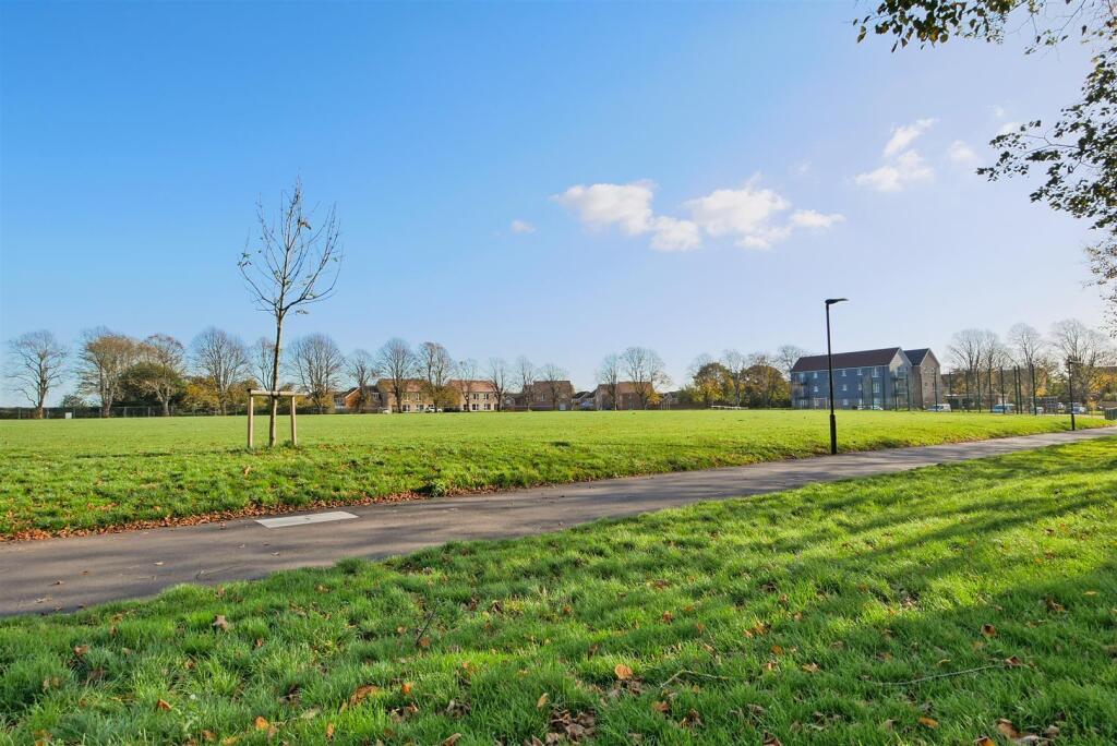 Communal Gardens.jpg