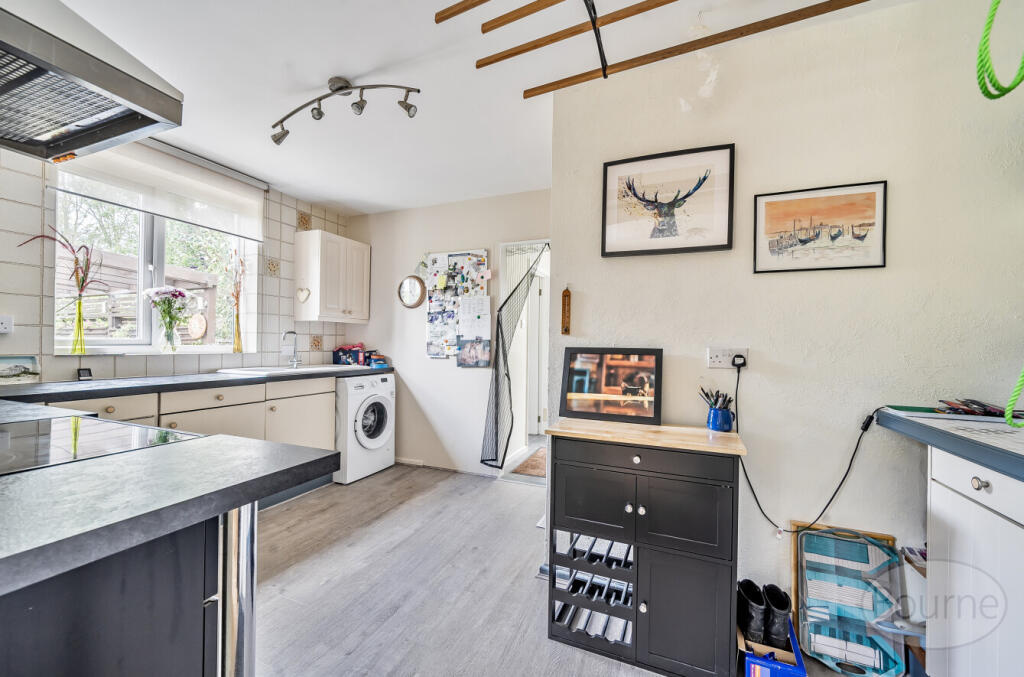 36ec02b3-01cc-4b6...