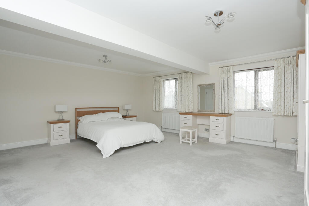 general 21 Mill Lane