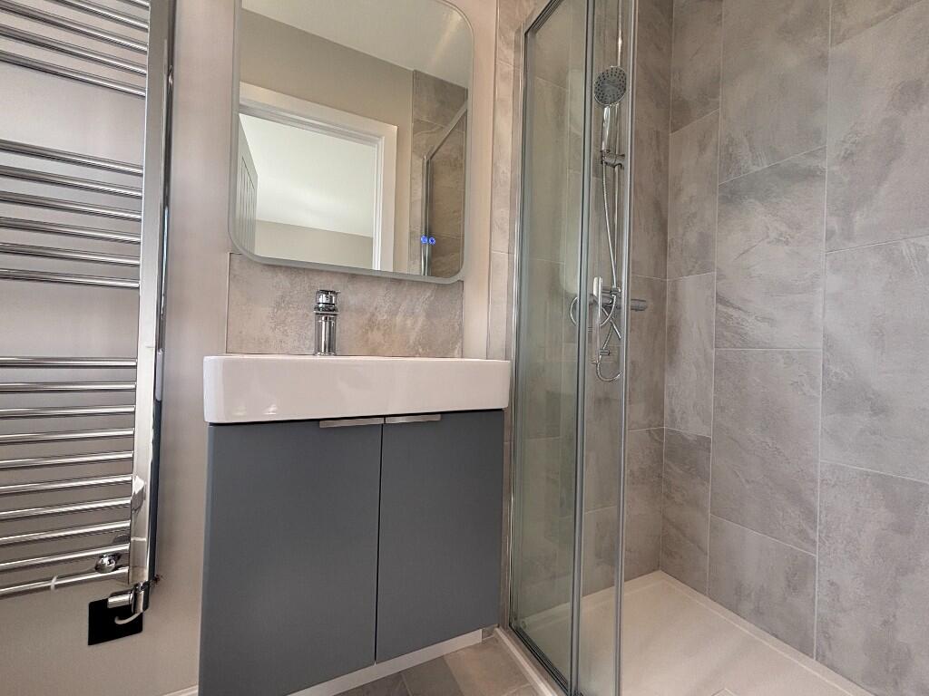 En-Suite Shower 