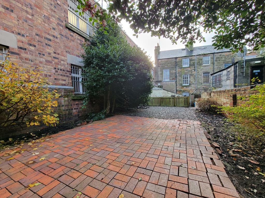 GARDEN AGAIN