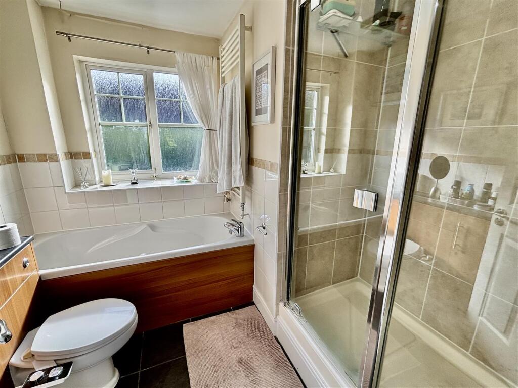 Ensuite bathroom