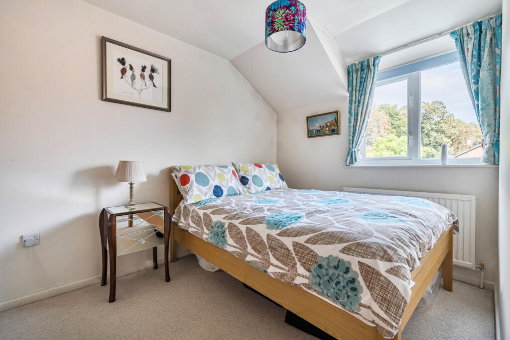 1350273-9-68c2d0a...