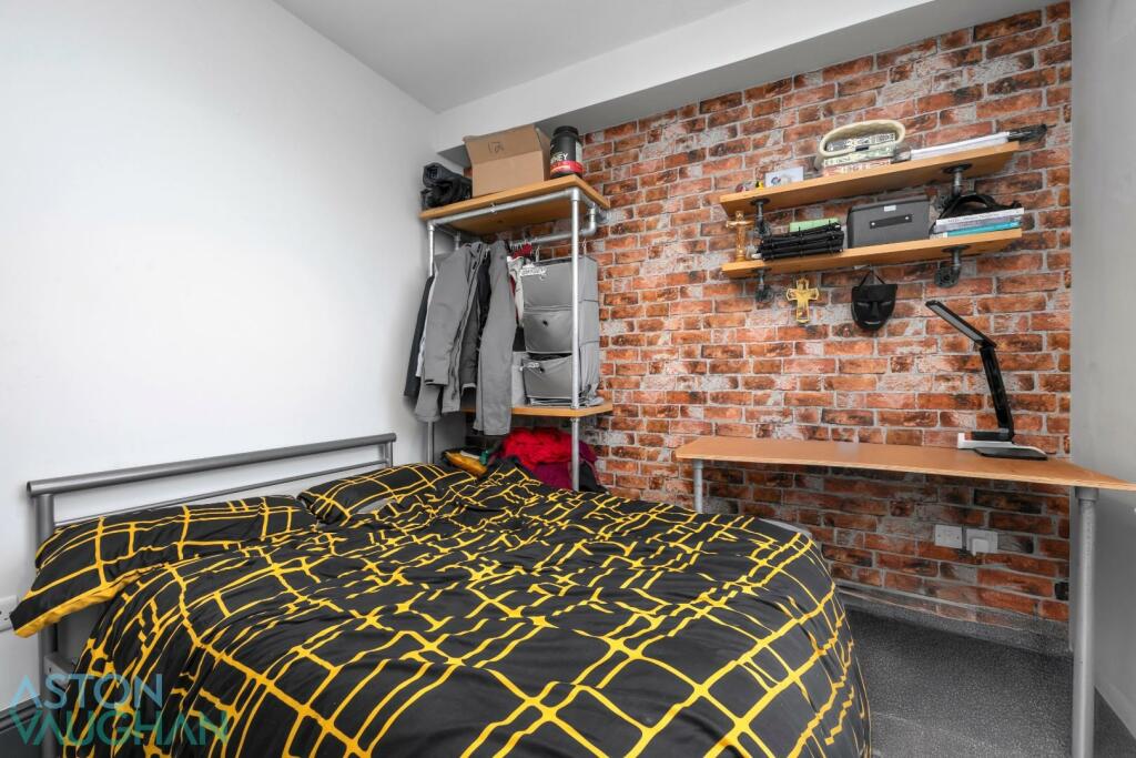 Compton Road, 44-005(1).jpg