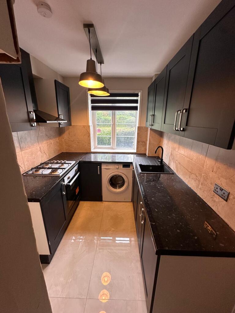 Spacious 2-Bedroom Flat ¿ Streatham / SW16