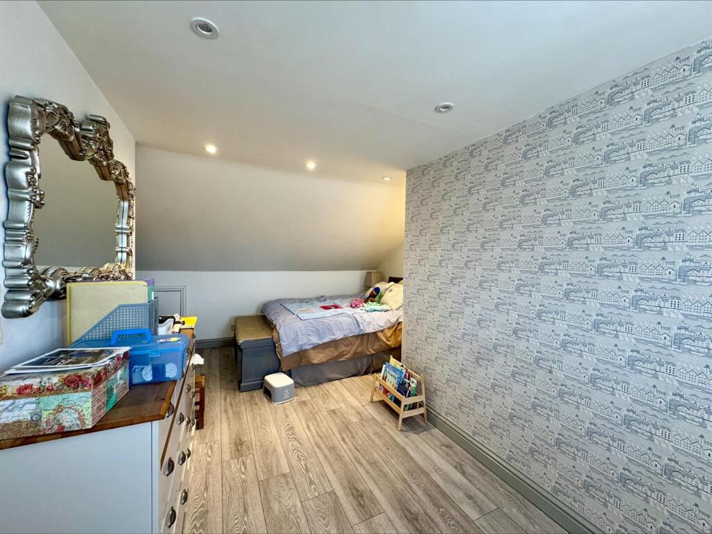 processed-9759FE9C-377F-4C76-B91E-AD20E55C7006.jpe