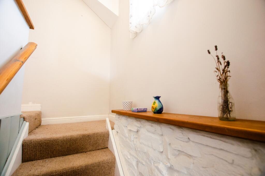 To Book A Viewing Call TPS Lostwithiel on 01208 87