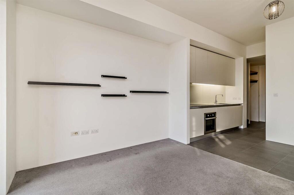 8674194-interior04-800.jpg