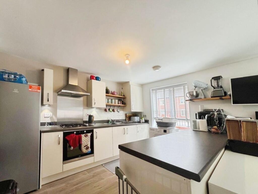 eb1a0c21--4517-827E-72BB743C764C-54632-00000DFD28F