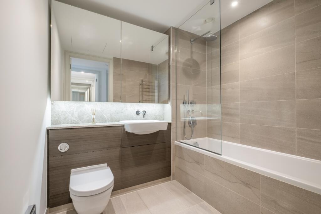Apartment-201-9-E...