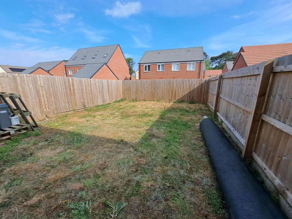 Derbyshire Drive, Northampton