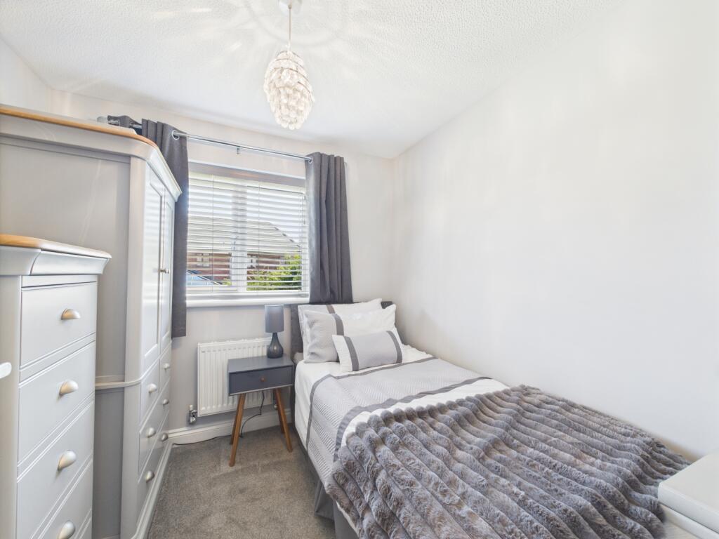 CAM02023G0-PR0152-STILL026