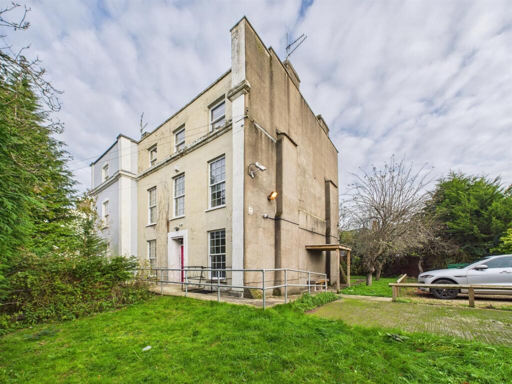 4 - Substantial Four Storey Building For Sale, Sou