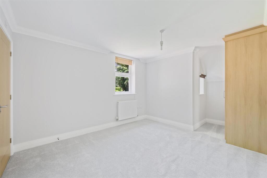 AMBERLEIGH HOUSE, 5 (16 FROM 25)-3.jpg