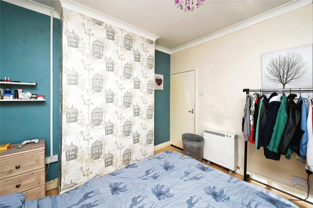 GF F1- Bedroom
