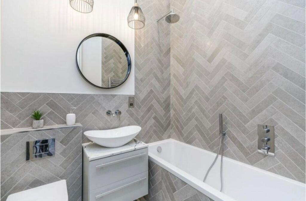 PHOTO-2022-11-02-16-18-29 7.jpg