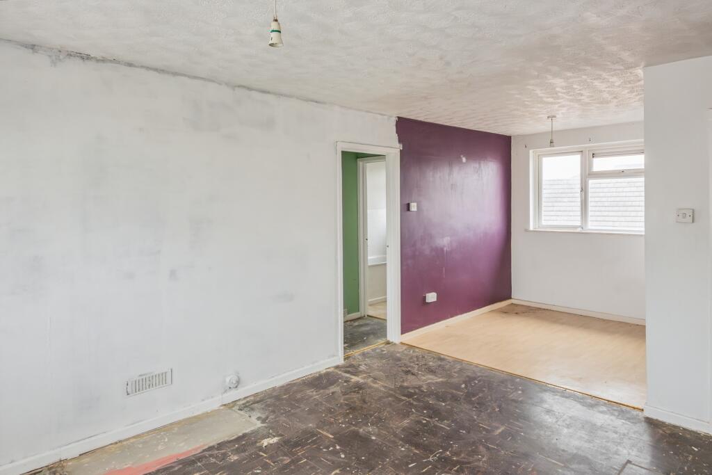 88 Allington Way, Chippenham, Wiltshire, SN14 0JU