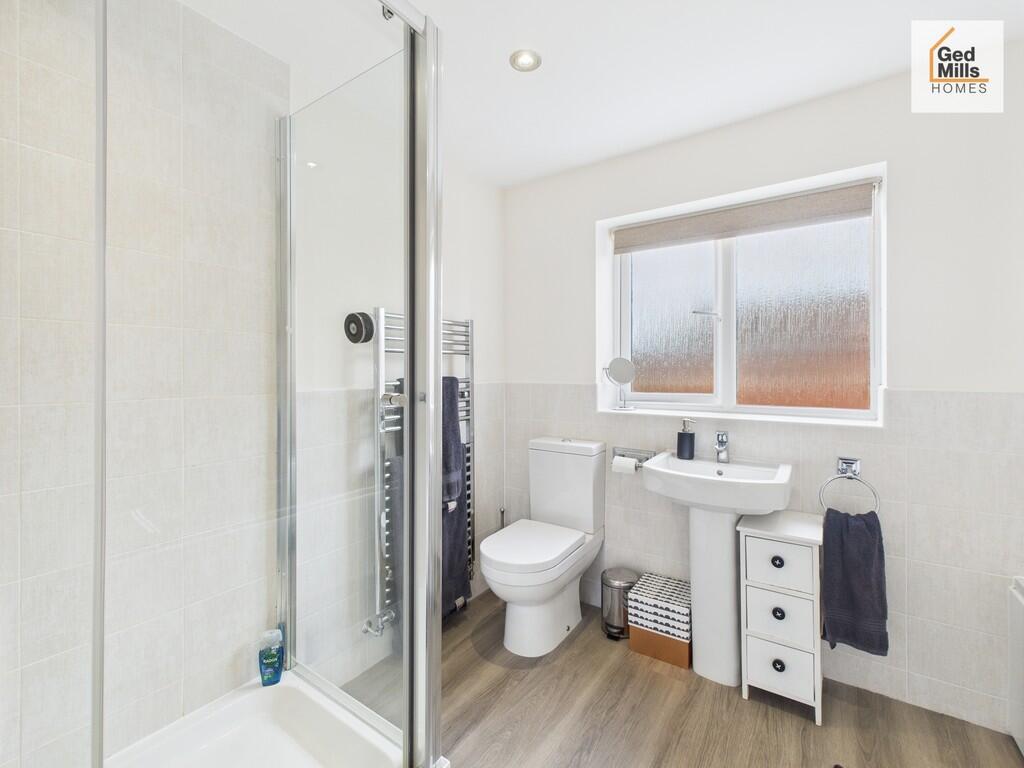 CAM04261G0-PR0070...