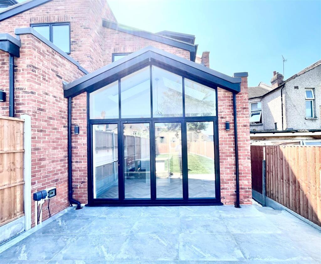 WhatsApp Image 2025-05-01 at 11.29.29.jpeg