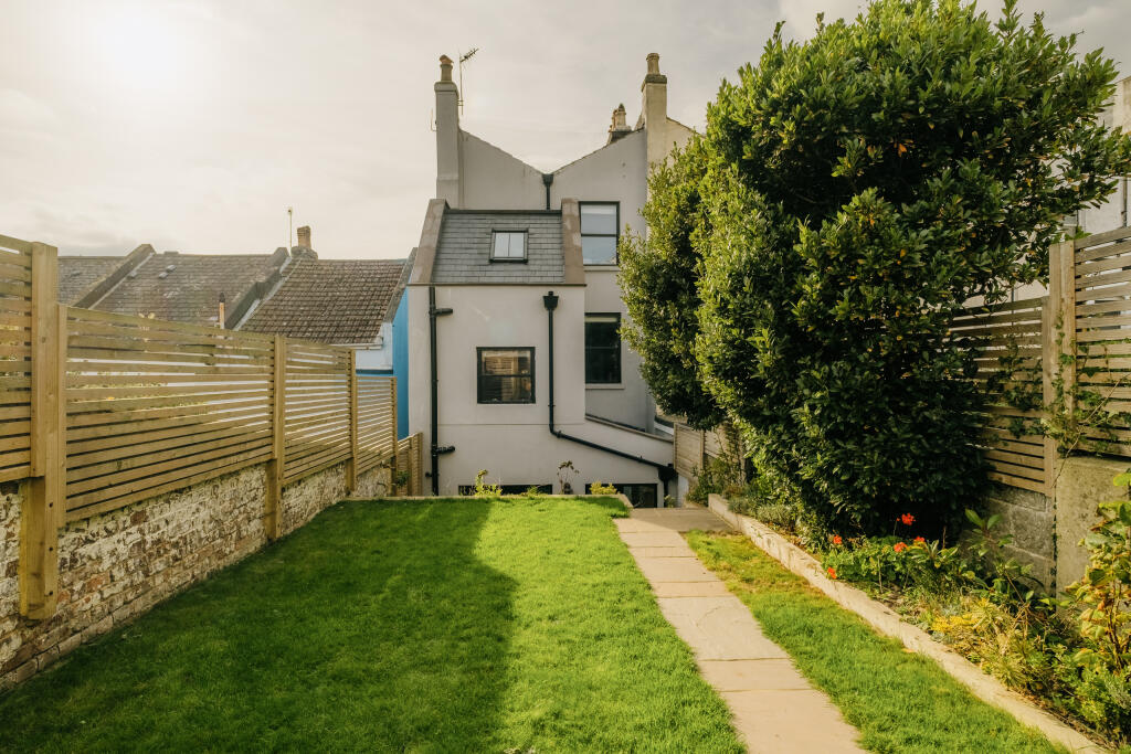 Croft-StLeonards-GensingRoad-Exterior-5