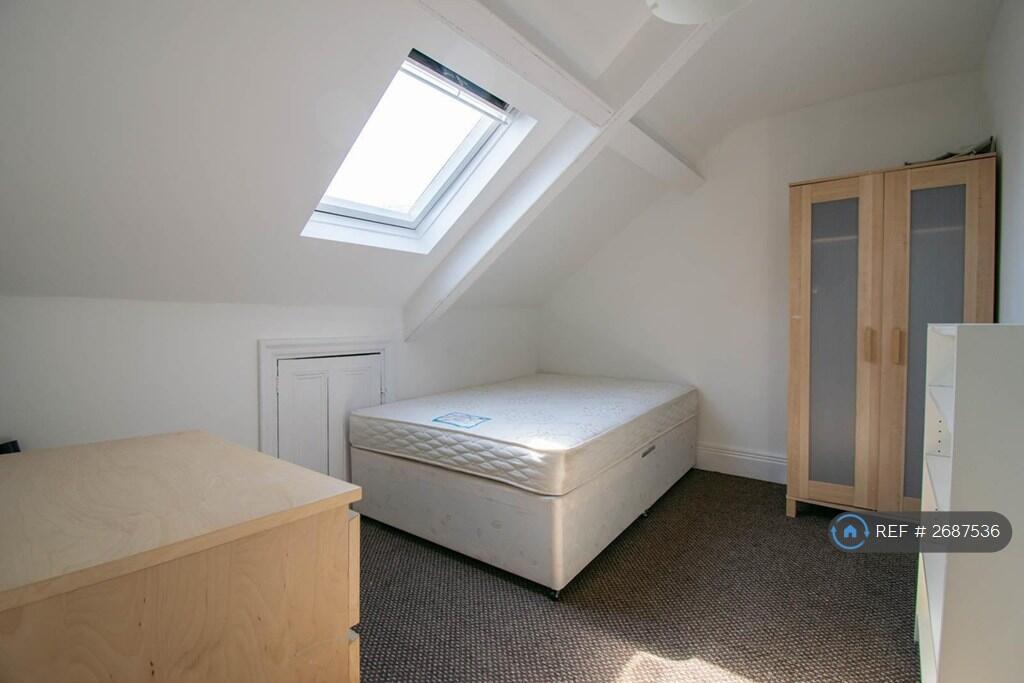 Bedroom 6
