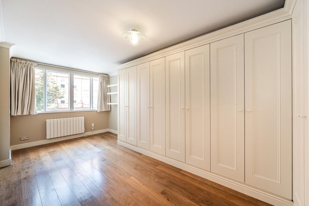 1-2-Bristol-House...