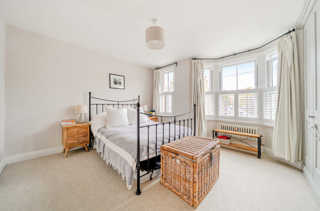 1365025-15-68eedb...