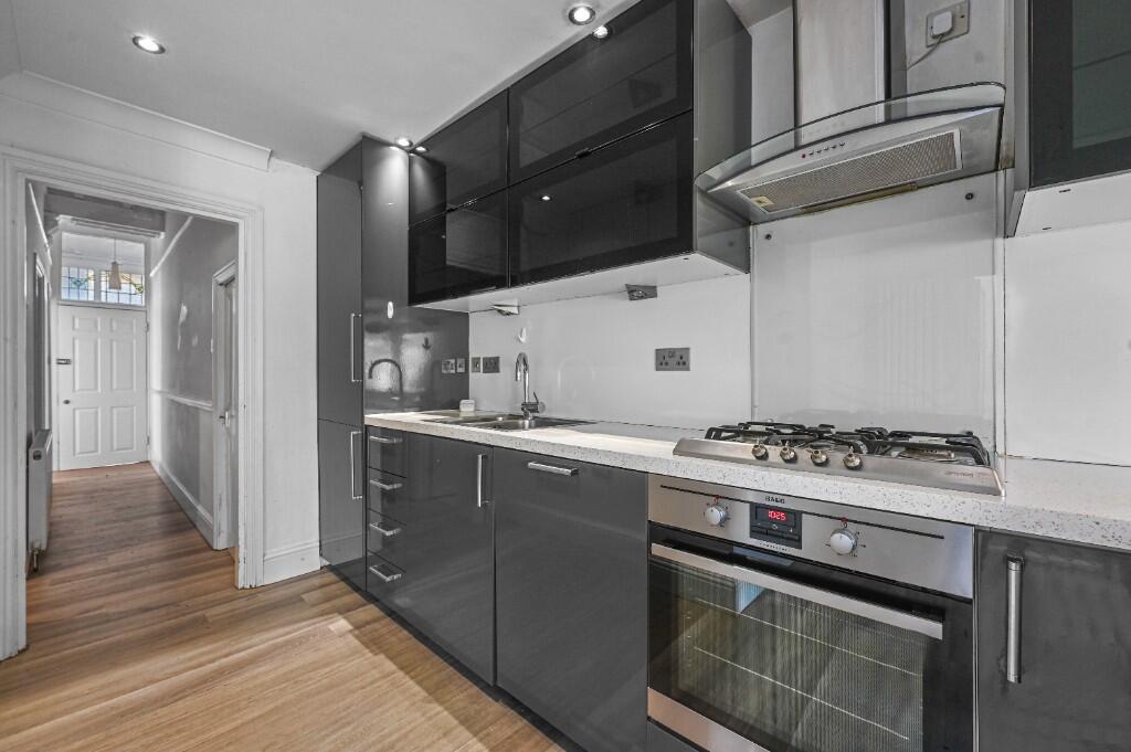 Open Plan Living/Kit