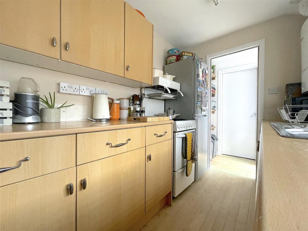 Kitchen (1).jpeg
