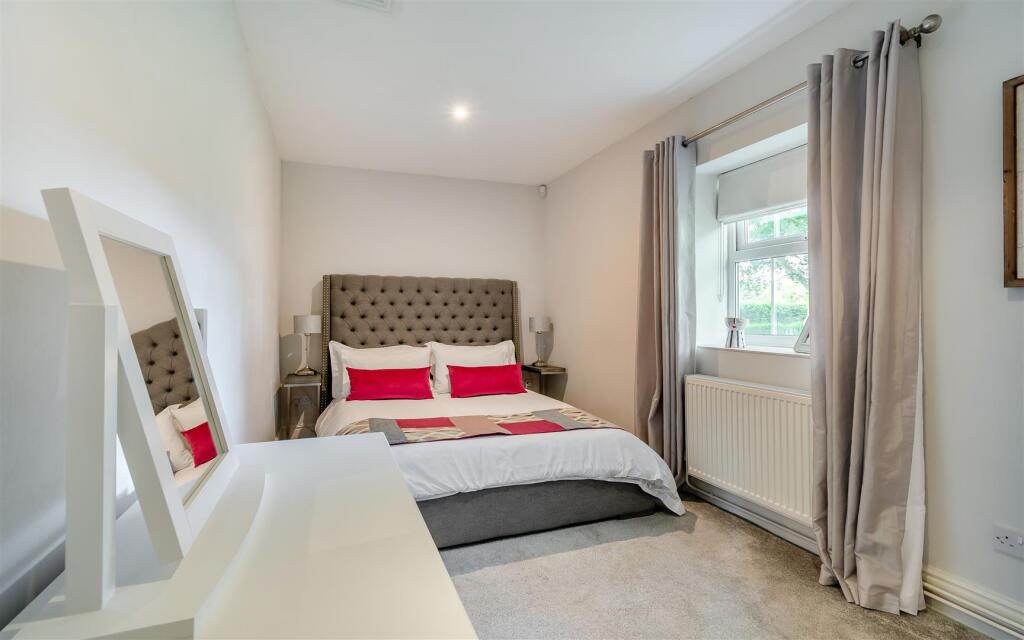 8647023-interior32.jpg