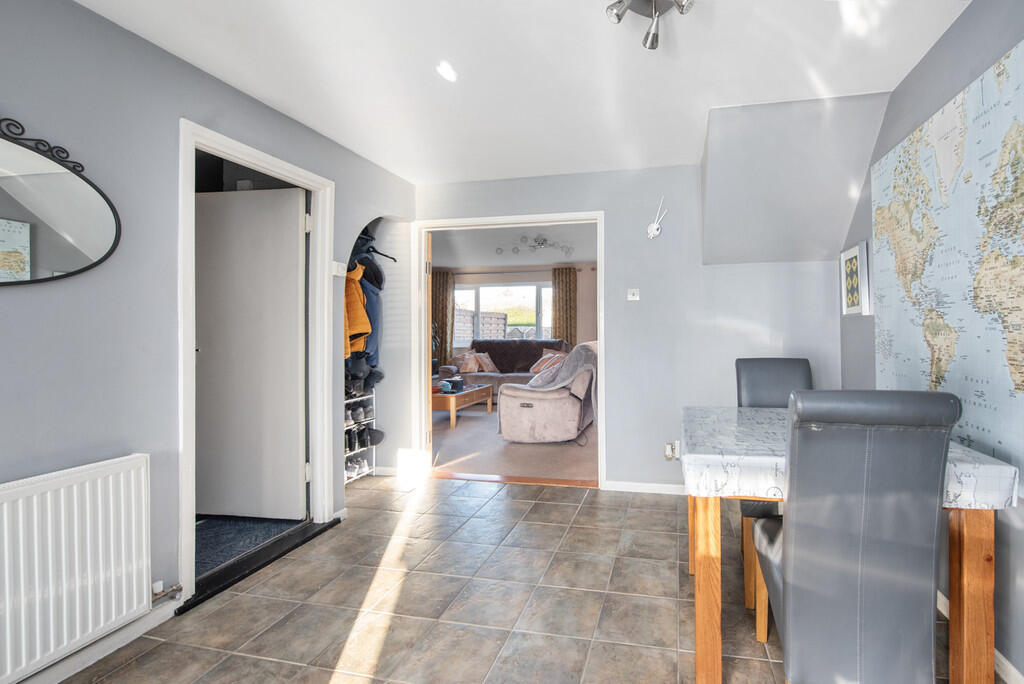 18 Cedar Av (1)