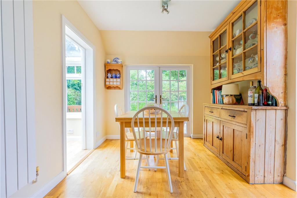 Breakfast Room