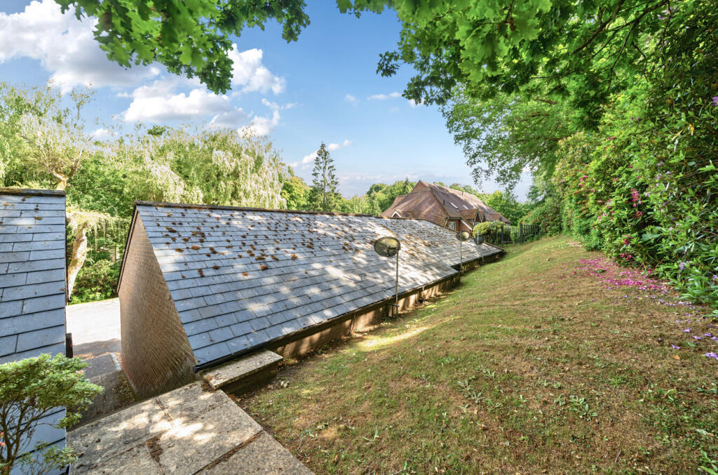 1300686-56-683b1b...