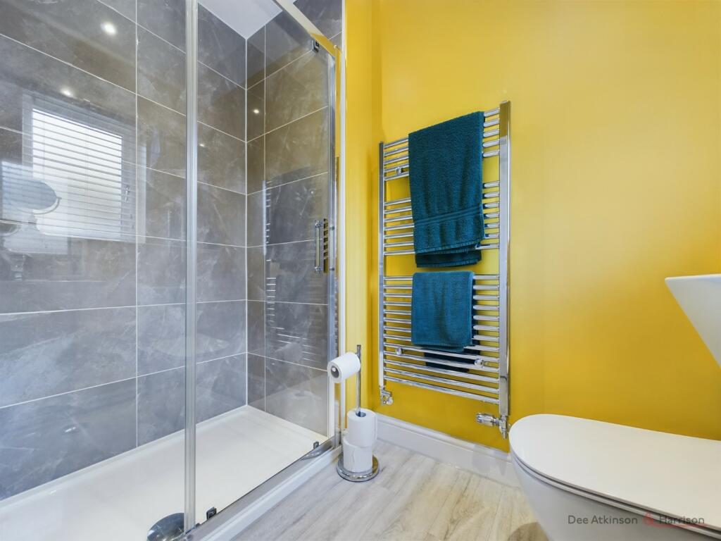 Bedroom Three En-suite