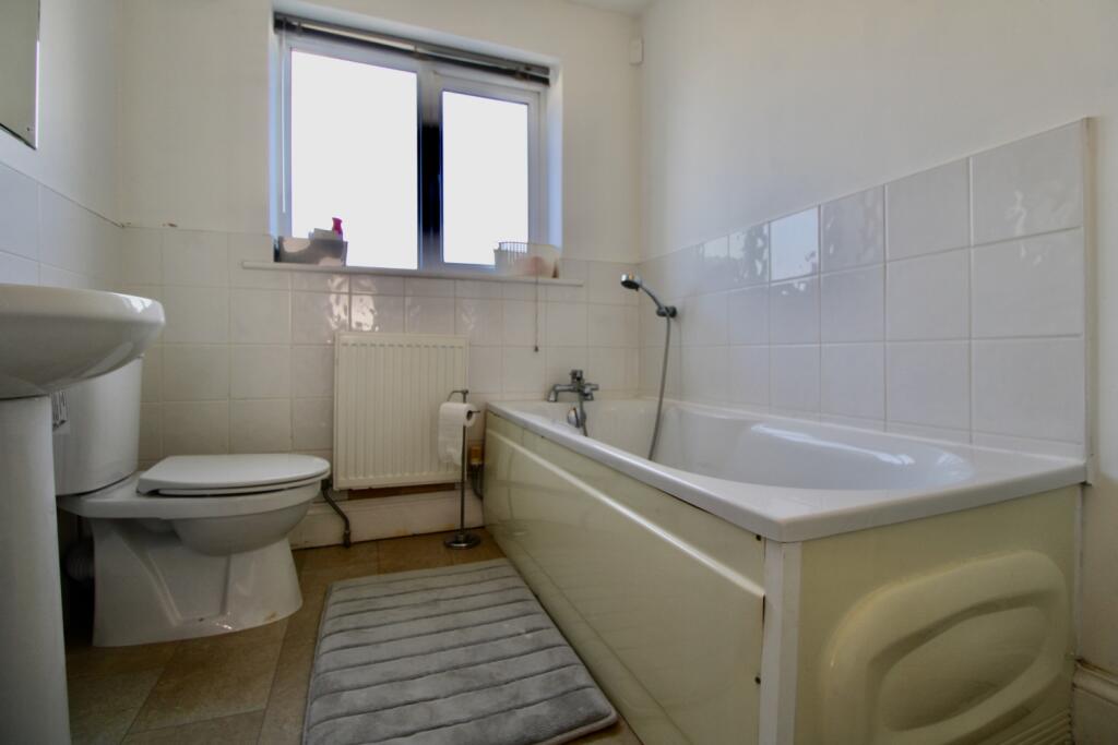 Family bathroom angle 1