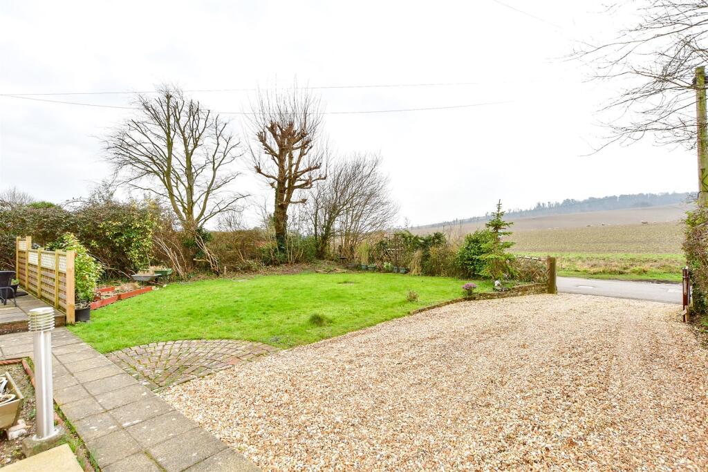 Driveway/Parking