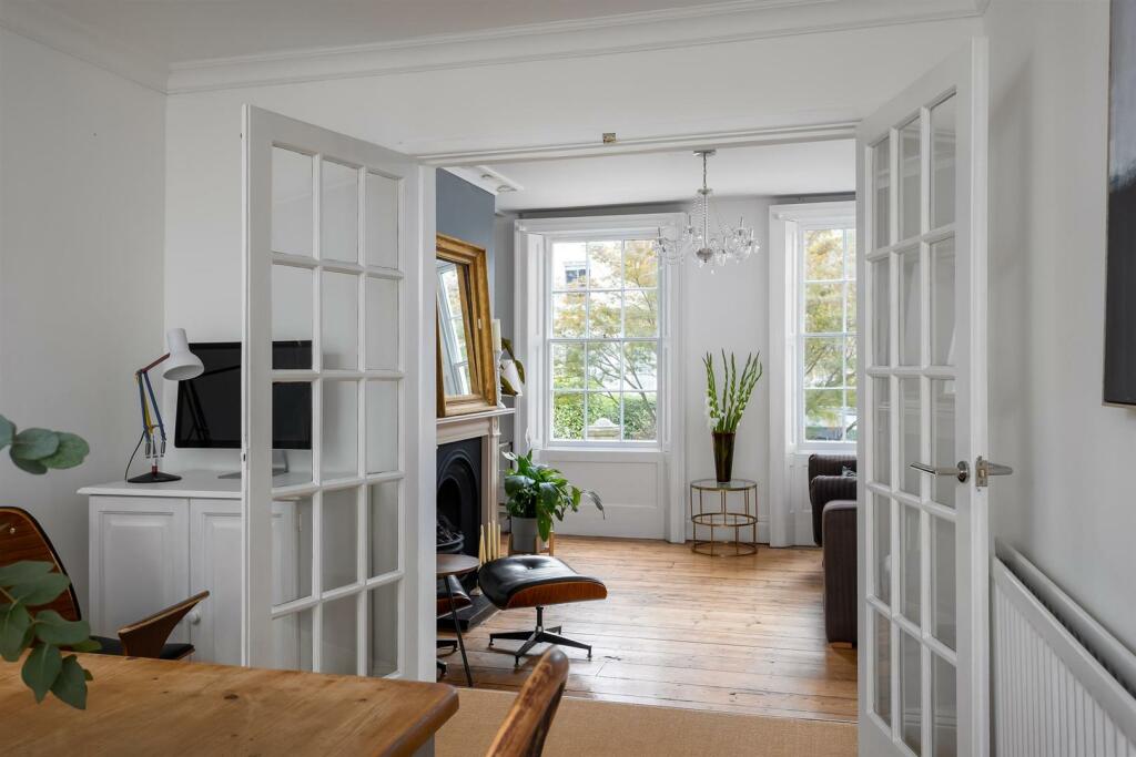 17 - 65 Gratton Road - GL50 2BZ - Web.jpg