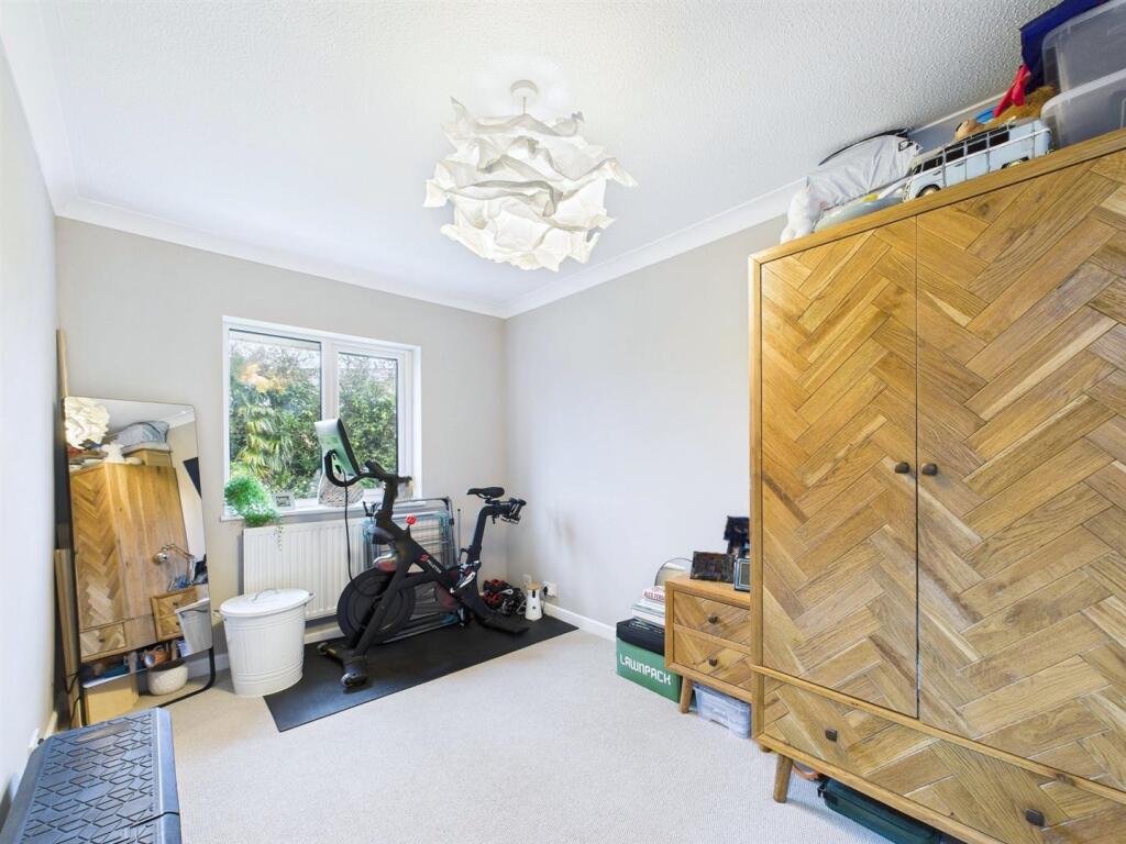 12 - 4 bedroom chalet bungalow.jpg