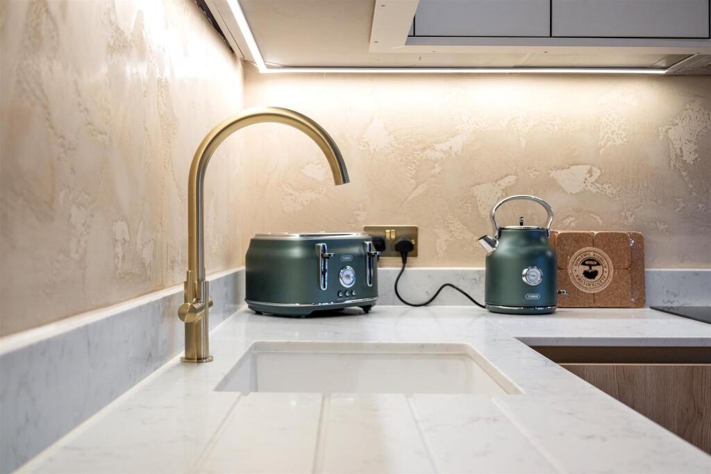 First Floor Flat-015.jpg