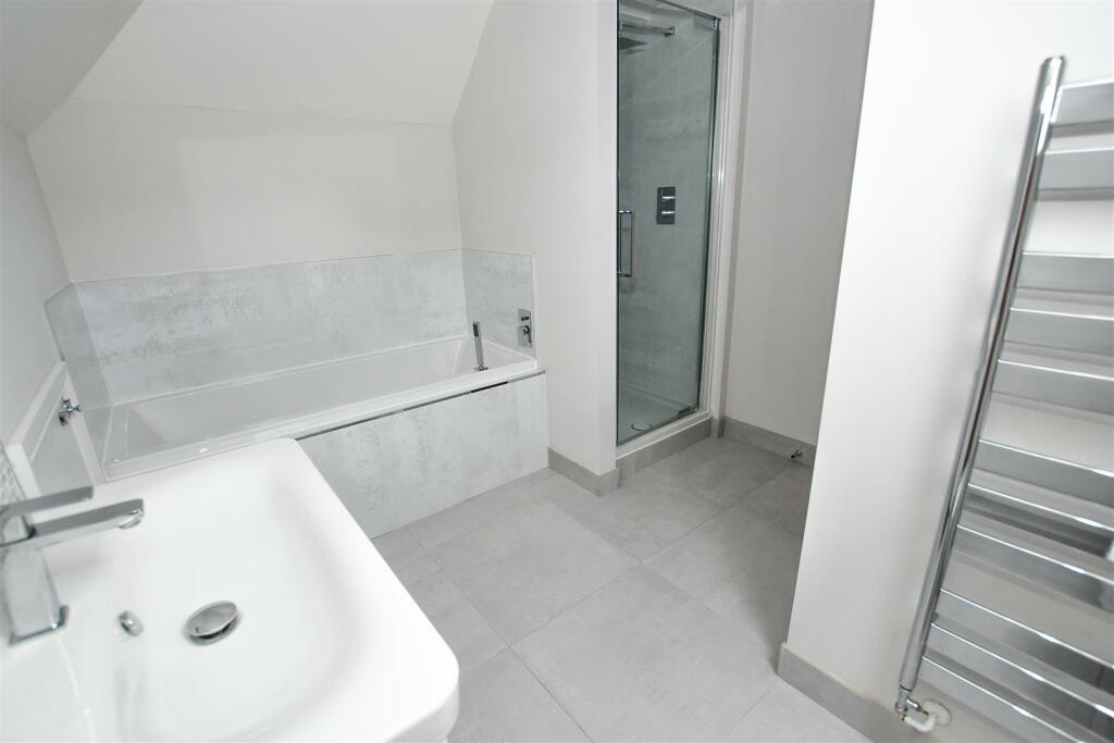 Second Floor Bathroom.jpg
