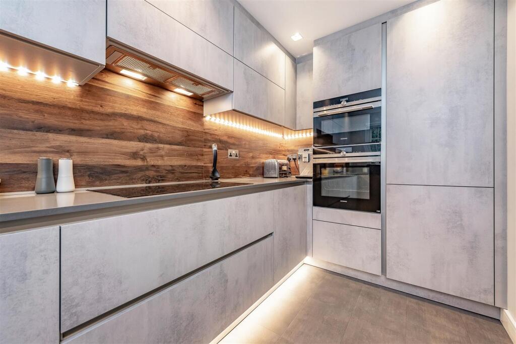 25424_asr__selhurst_close_4.jpg