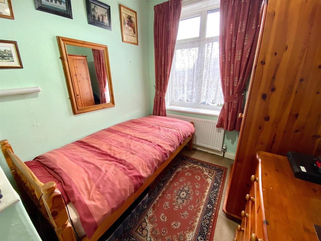 kitson hill road 34 bed 3.jpg