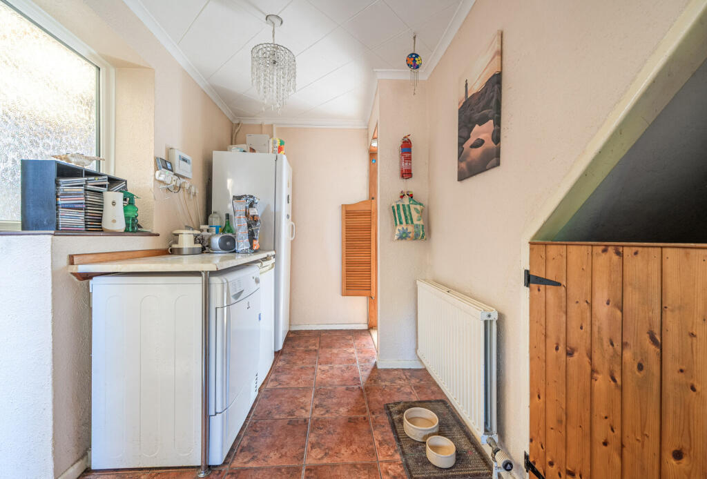 1317354-18-686af3...