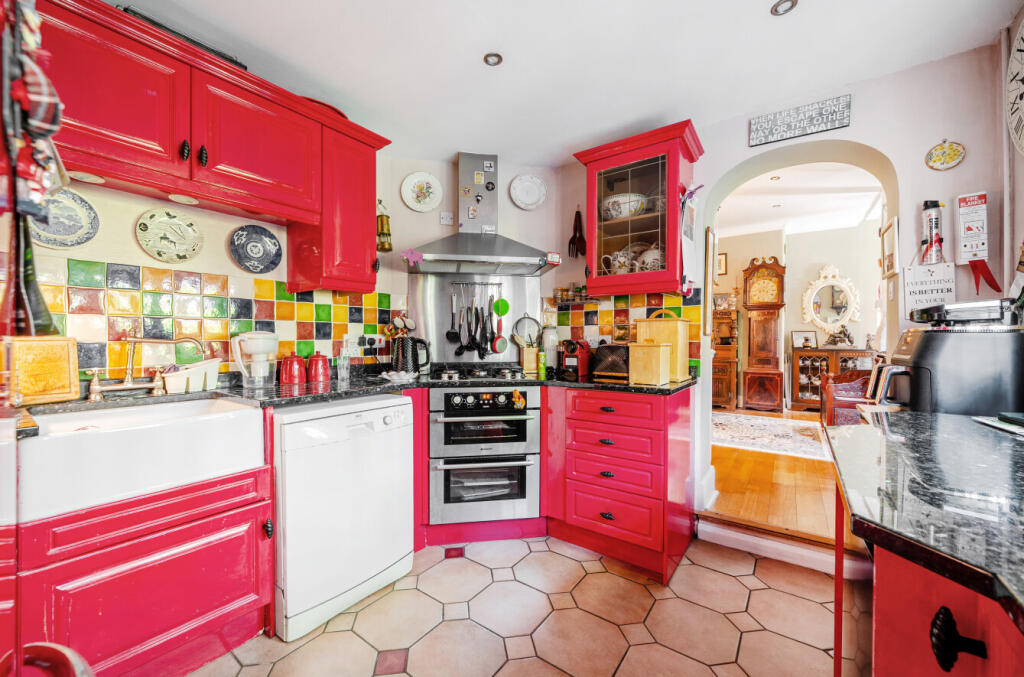 1318999-14-686e3b...