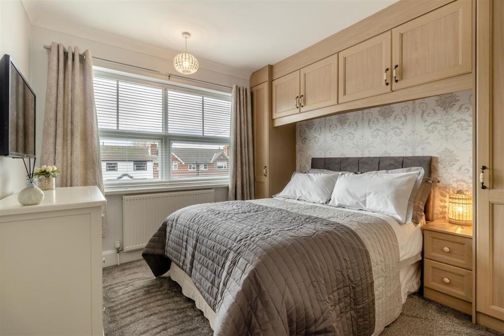 8640908-interior24.jpg