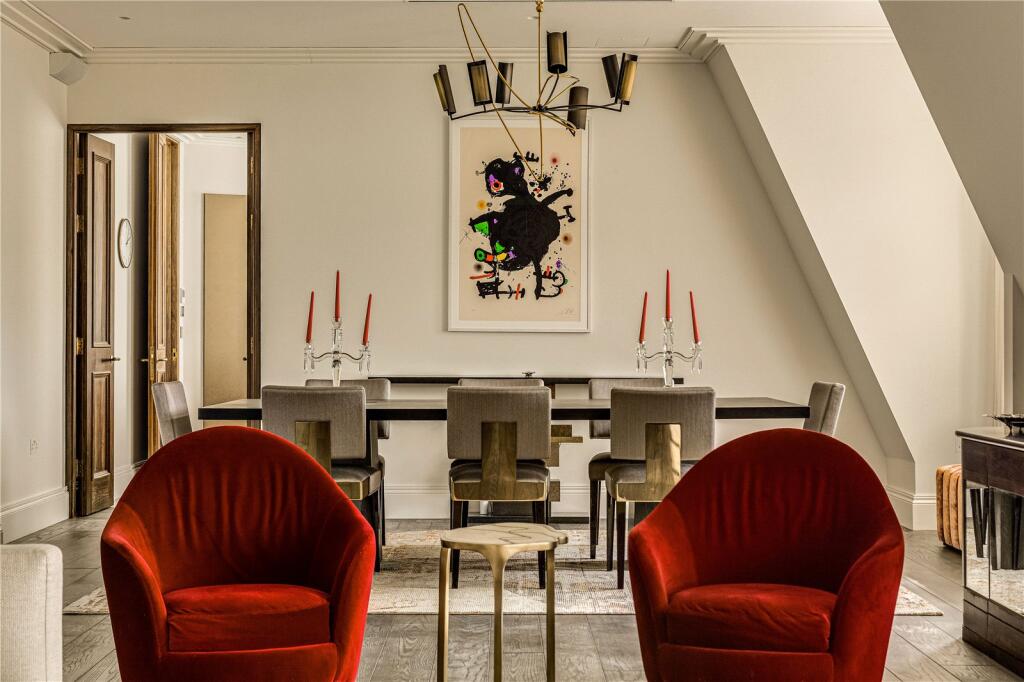 Sitting Area