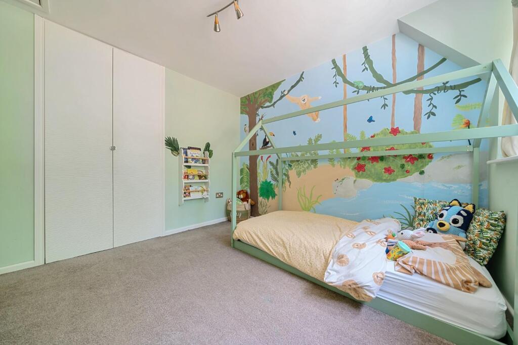 1293761-12-68286e746b3ee-ARW1293761-12-68286e746b3