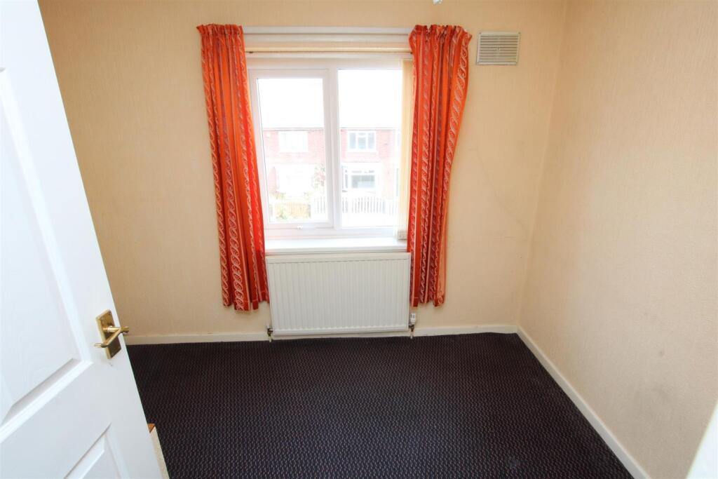 BEDROOM 3